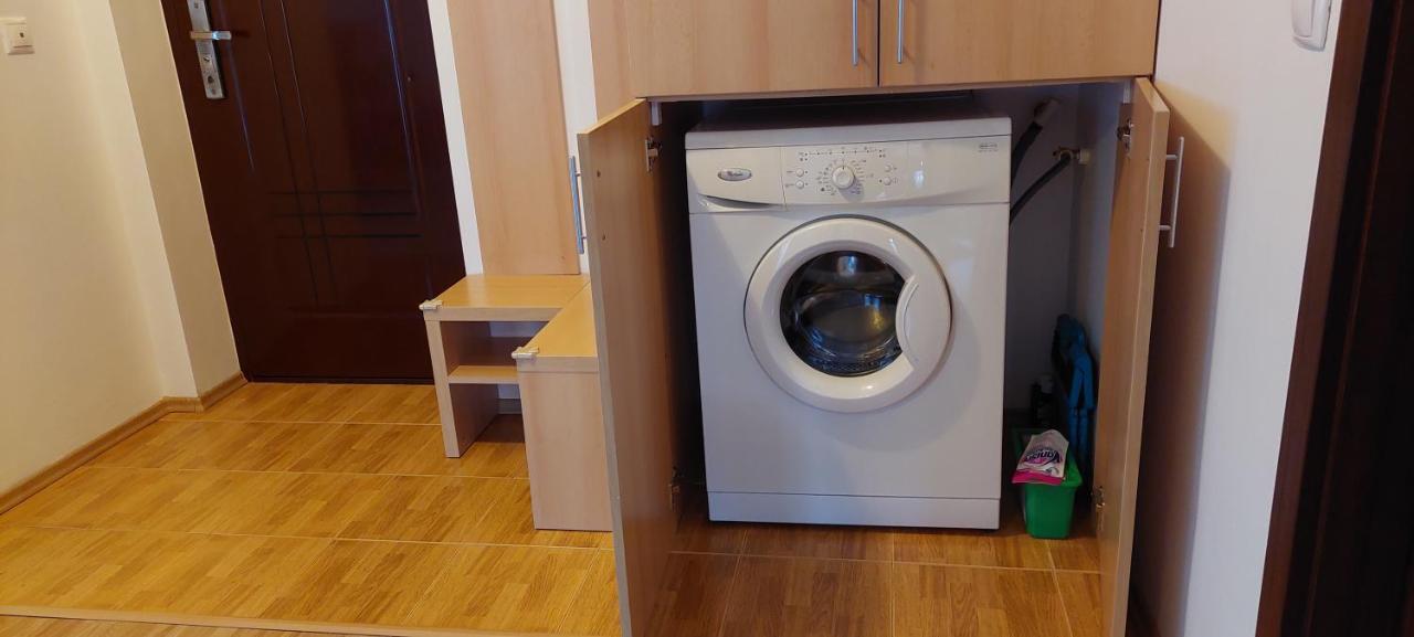 Apartament Cu 3 Camere คลูจ-นาโปกา ภายนอก รูปภาพ